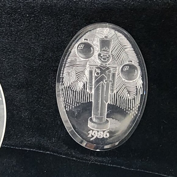 Vintage Comas Acrylic Christmas Ornaments Santa Tree Toddler Nativity Set of 5 - Picture 5 of 7